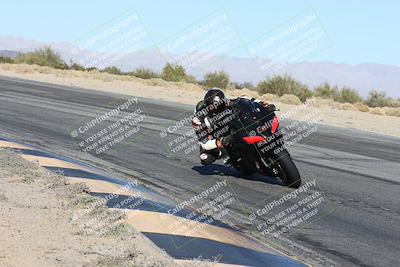 media/Dec-01-2025-Moto Forza (Mon) [[2daa91e15f]]/3-Beginner Group/Session 4 (Turn 10 Inside)/